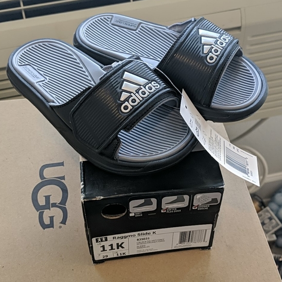 adidas raggmo flip flops